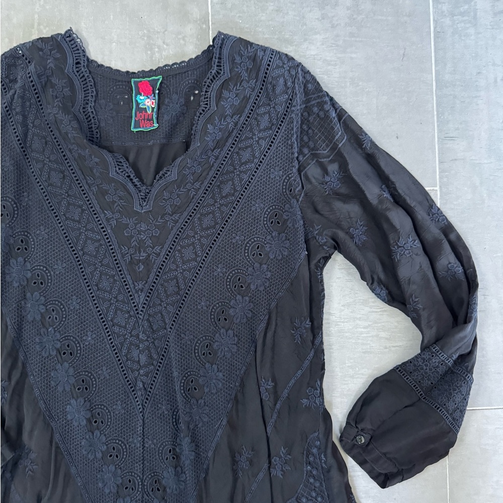 Johnny Was Black Relaxed Pleated Tunic - Picture 2 of 4